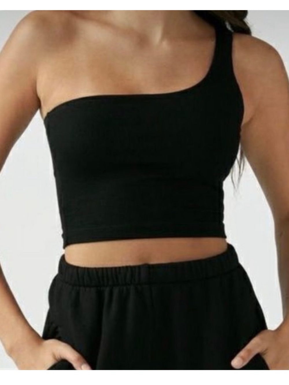 Joah Brown Black One-Shoulder Crop Top